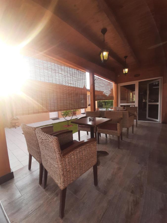 Villa Klara โนวีซาด ภายนอก รูปภาพ